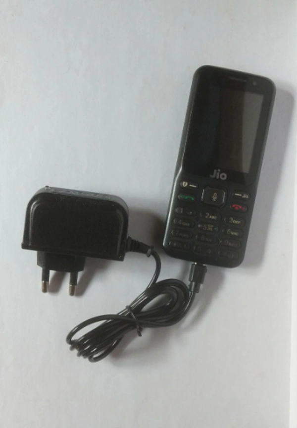 Aryan Jio CHARGER 1.5 A Multiport Mobile Charger  (Black) - Black, 1.5 M